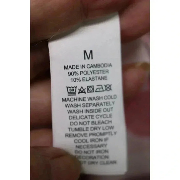 Kate Spade Women's Button Up Pajama Top-Size Medium-Hearts - Picture 6 of 8